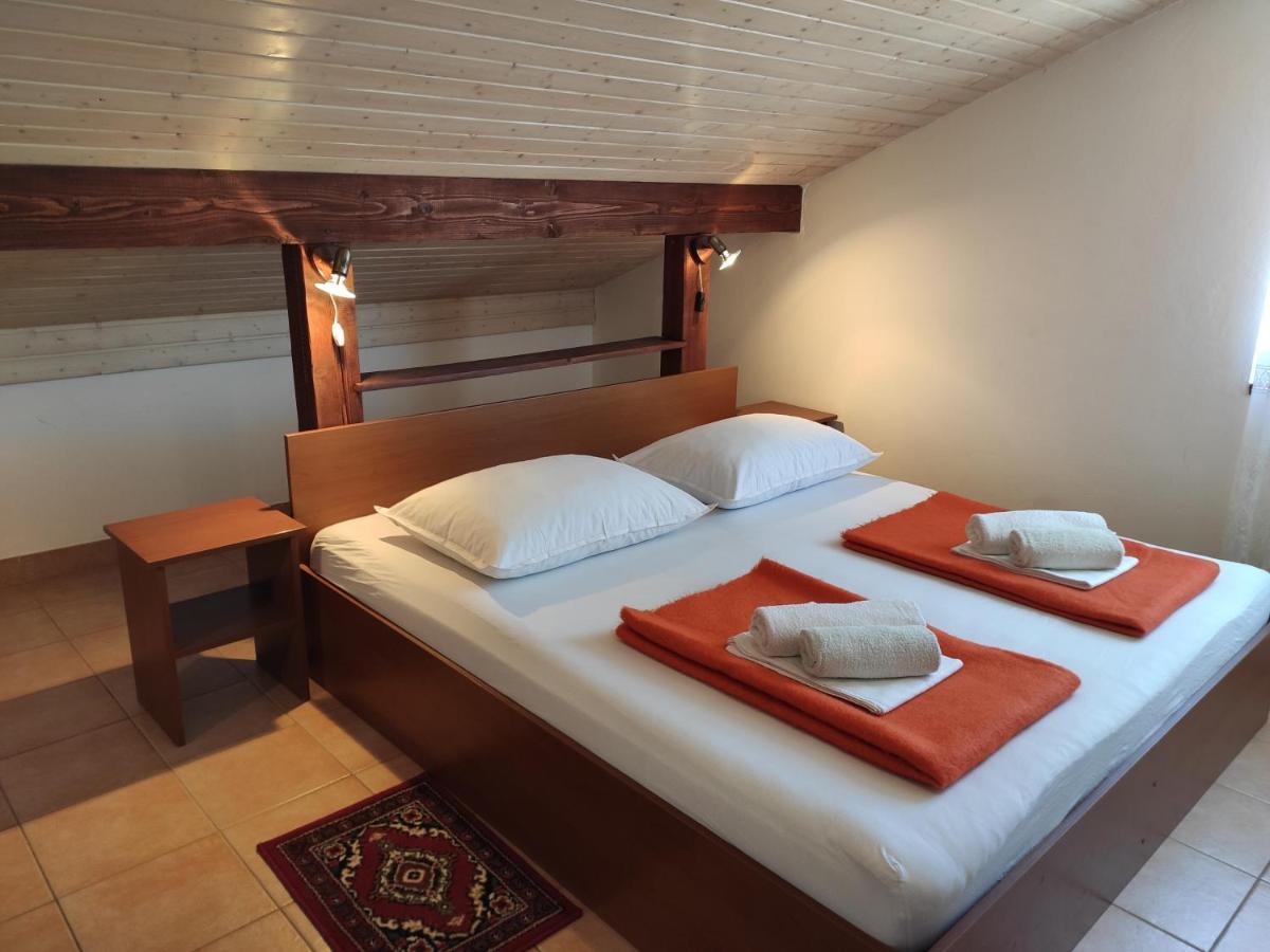 Apartments With A Parking Space Novalja, Pag - 6552 ภายนอก รูปภาพ