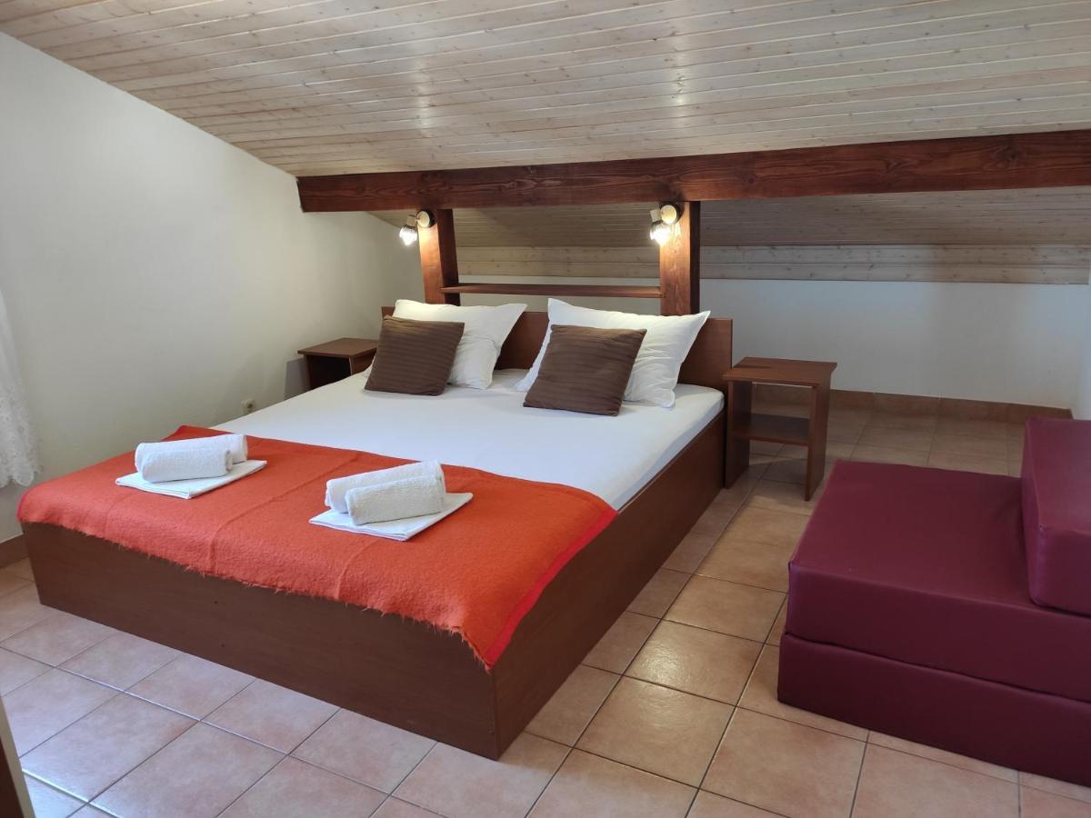 Apartments With A Parking Space Novalja, Pag - 6552 ภายนอก รูปภาพ