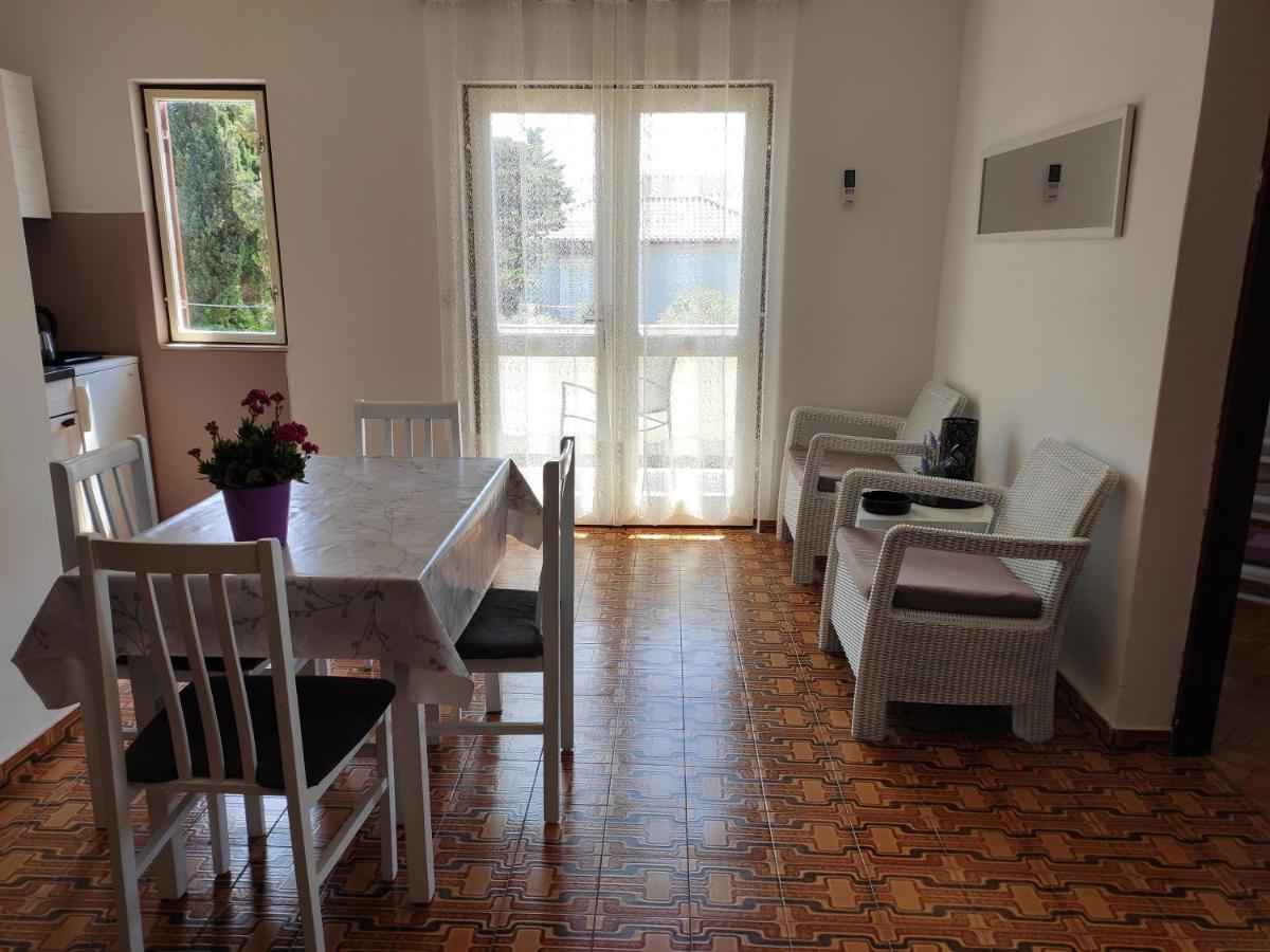 Apartments With A Parking Space Novalja, Pag - 6552 ภายนอก รูปภาพ