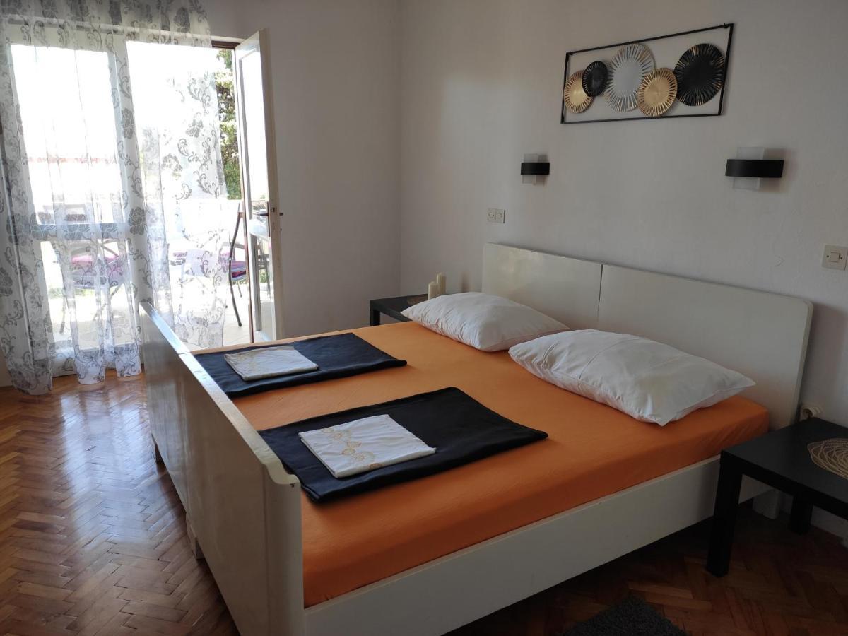 Apartments With A Parking Space Novalja, Pag - 6552 ภายนอก รูปภาพ